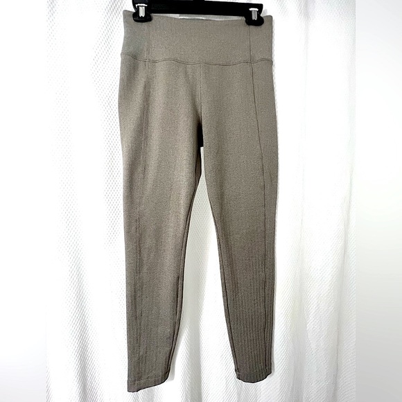 Athleta Athletic Leggings - Picture 4 of 16